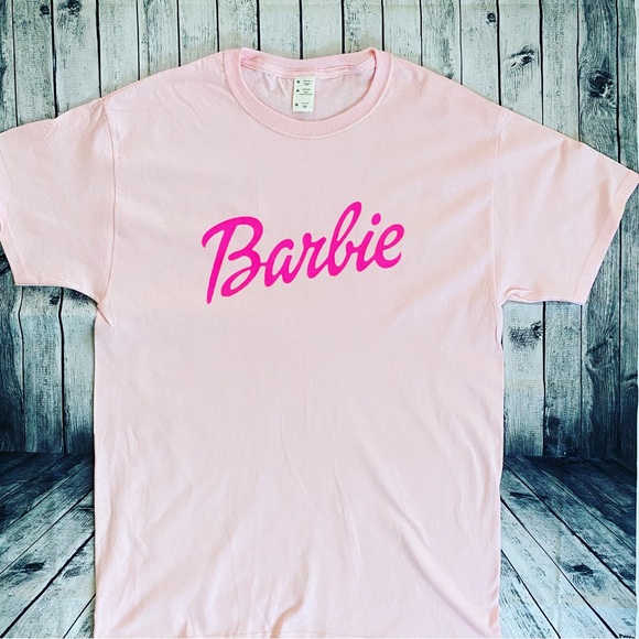 BARBIE T-SHIRT SIZE SMLXLXXL New in PKG - Picture 1 of 1